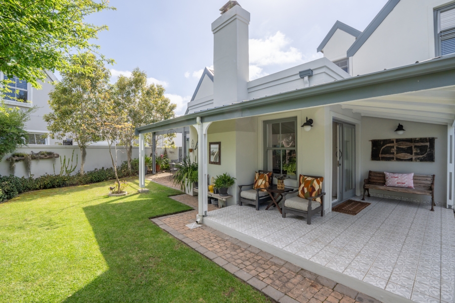 3 Bedroom Property for Sale in Kingswood Golf Estate Western Cape